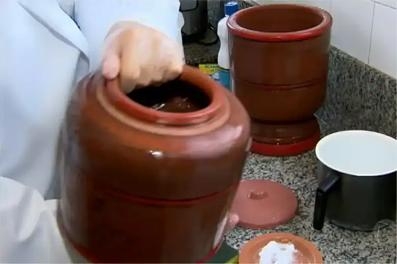 como limpar filtro de barro