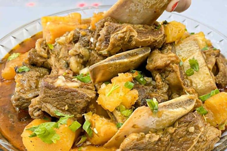 costela com mandioca