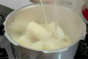 vamos te ensinar a fazer uma mandioca gratinada