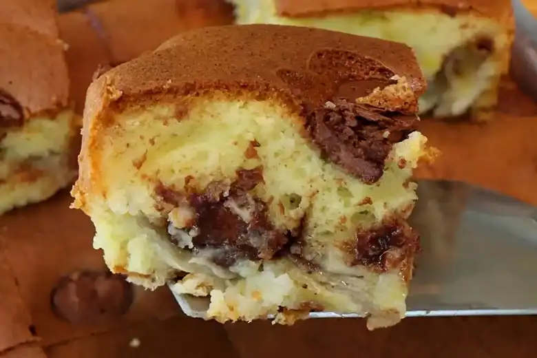 bolo de banana com chocolate fofinho