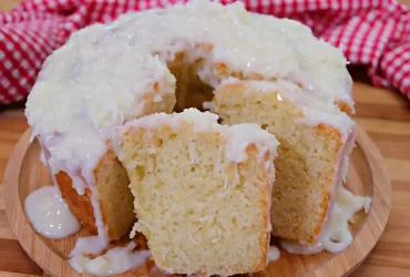 bolo de coco fofinho