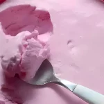 sorvete caseiro de gelatina muito simples