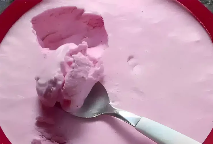 sorvete caseiro de gelatina muito simples