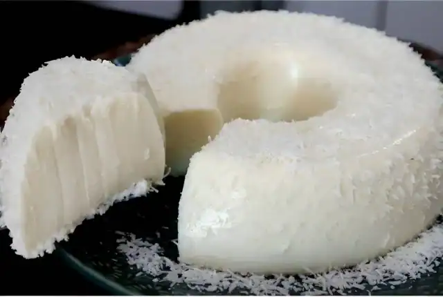 Pudim de coco cremoso e fácil: receita para o Natal