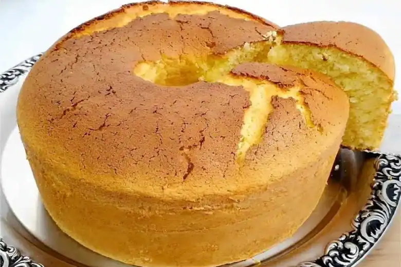 bolo amanteigado de fubá fica perfeito