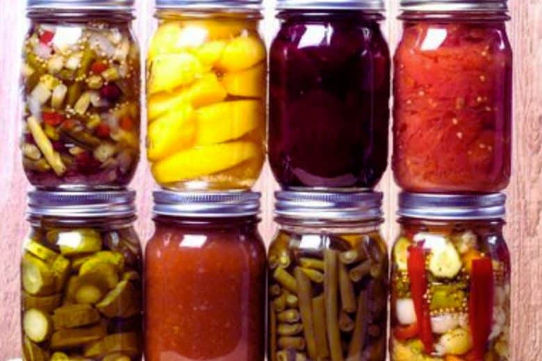 você pode fazer picles caseiro com um tempero saboroso!