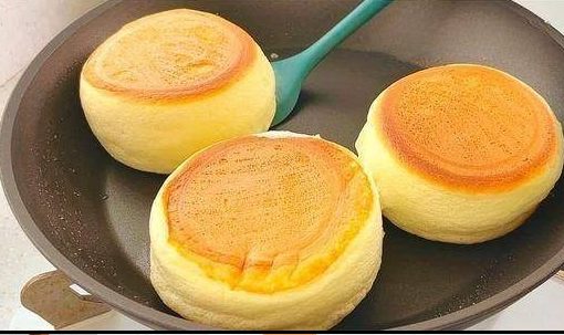 bolinho nuvem japonês de frigideira