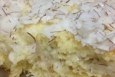 bolo de coco gelado
