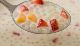 Sagu de Frutas da Vovó: Sobremesa Cremosa e Caseira