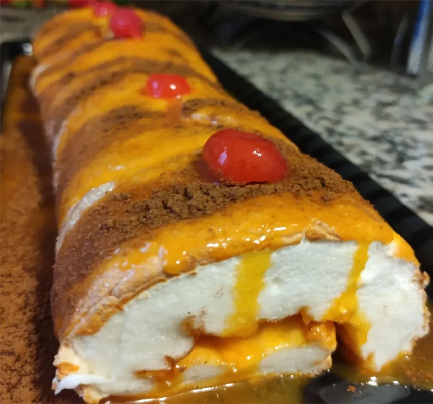 torta de claras com doce de ovos