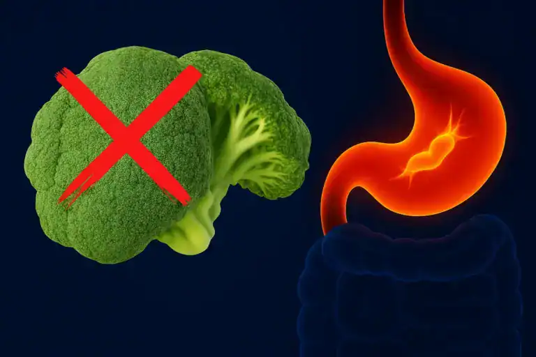 Ilustração mostrando o brócolis com um X vermelho ao lado de um estômago inflamado