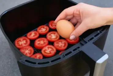 Omelete com Legumes na Air Fryer