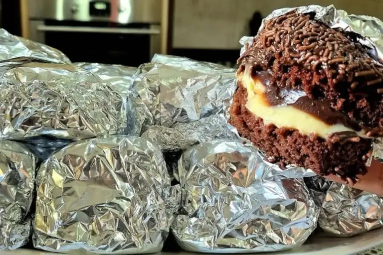 Bolo gelado de Ninho com chocolate fica bem molhadinho e recheado - Imagem 1