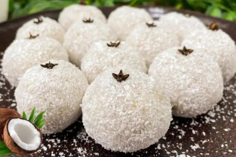 Docinho de coco sem leite fica pronto com 3 ingredientes e rende receita econômica