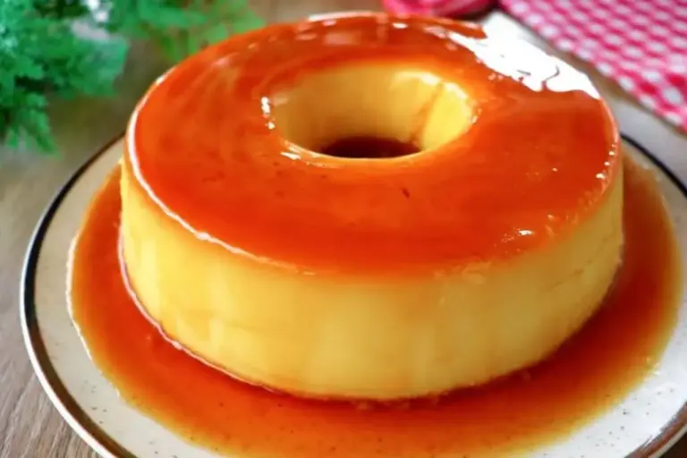 Pudim sem leite condensado: receita tradicional leva parmesão e coco - Imagem 1