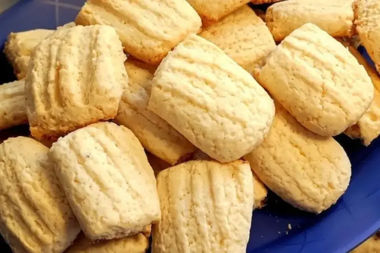 Bolachinha de maizena fica macia e leve e acompanha café ou chá - Imagem 1
