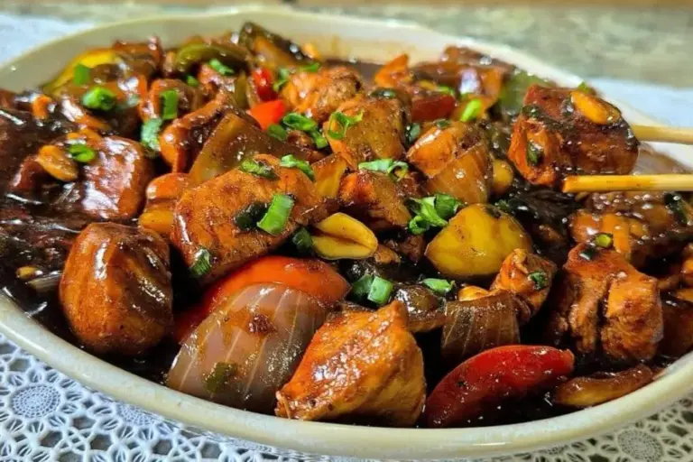 Frango xadrez colorido ganha versão simples com molho encorpado