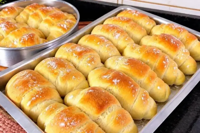 Pãozinho doce caseiro fácil ganha destaque por textura fofinha e preparo simples - Imagem 1