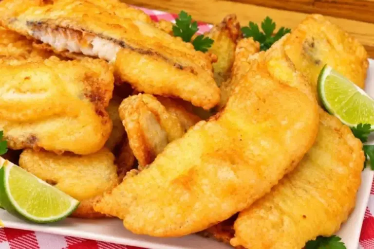 Peixe frito crocante empanado na cerveja ganha destaque pela textura sequinha - Imagem 1