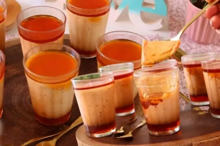 Pudim de 3 minutos no copo americano fica cremoso e prático - Imagem 1