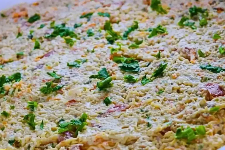 Recheio cremoso de frango: veja como fazer versão prática para lanches, tortas e salgados
