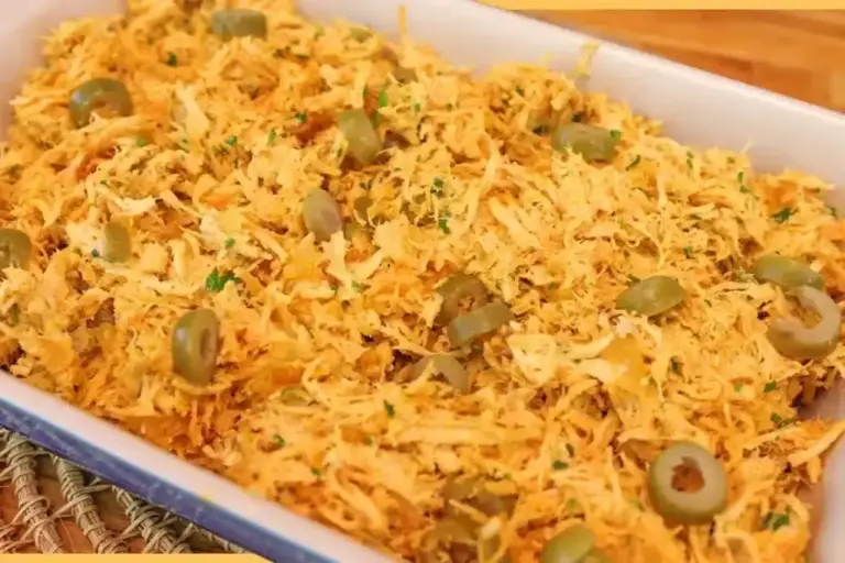 Recheio de frango para salgado fica cremoso e versátil para coxinhas, panquecas e empadões - Imagem 1