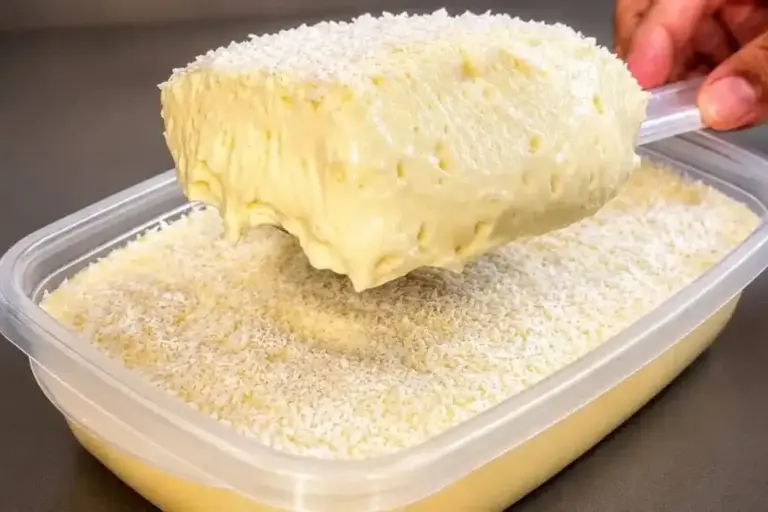 Sobremesa de 2 ingredientes fica pronta no liquidificador e vai à geladeira